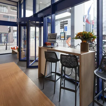 Easyhotel Scheveningen 2* Haag